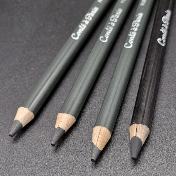 Lapiz de carboncillo Conté á Paris